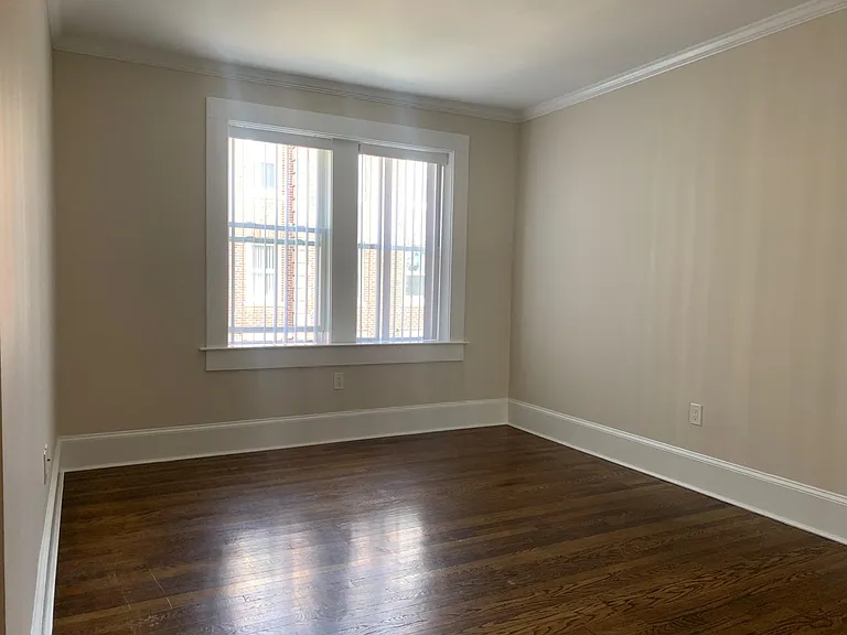 12 Short St #3 — Photo 14