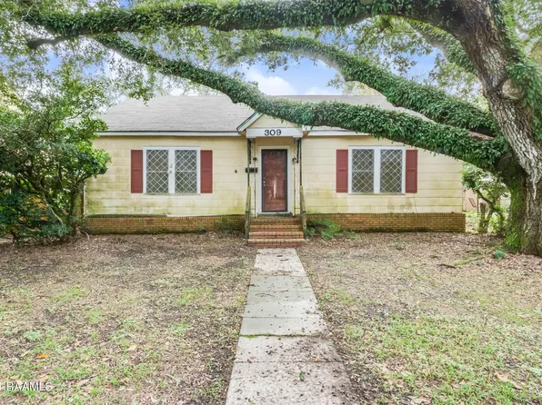 309 5th St, Abbeville, LA 70510