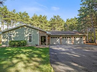 16025 Iguana St NW, Ramsey, MN 55303