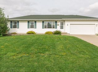 501 Hope Ave, Urbana, IA