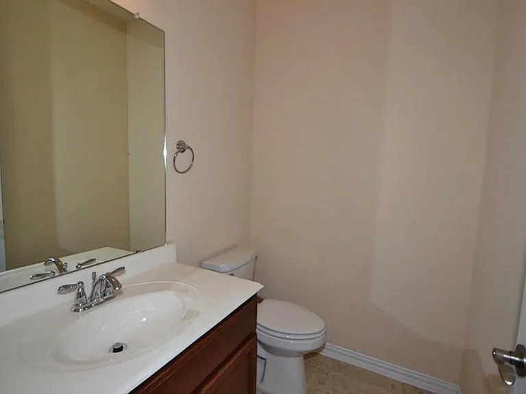7219 Pearl Terrace Ln — Photo 28