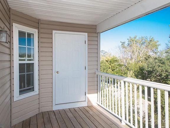 4th image of 5490 Michelles Oak Ct Unit K