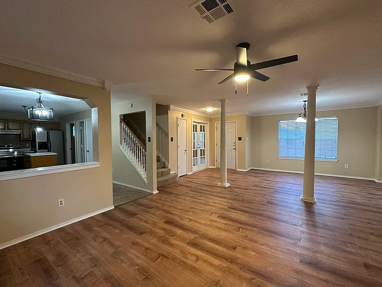 2312 Guy Cir — Photo 3