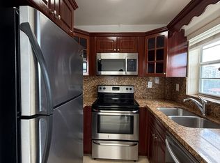 22 Salamanca Ave, Coral Gables, FL 33134