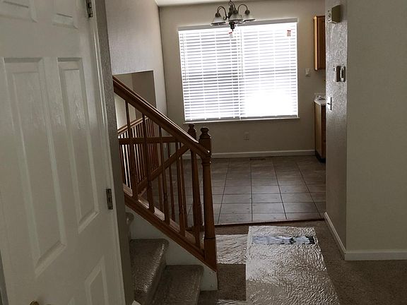 4th image of 3824 Desert Willow Ave
