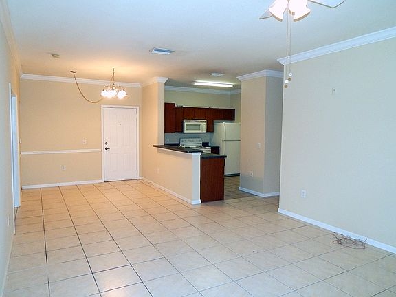 4th image of 2151 Chianti Pl #12-1211