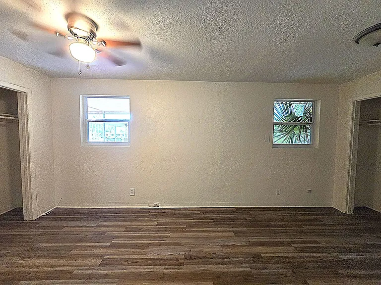 444 S Caroline St — Photo 8