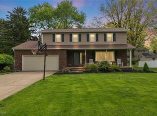 275 Mistwood Dr, Tallmadge, OH