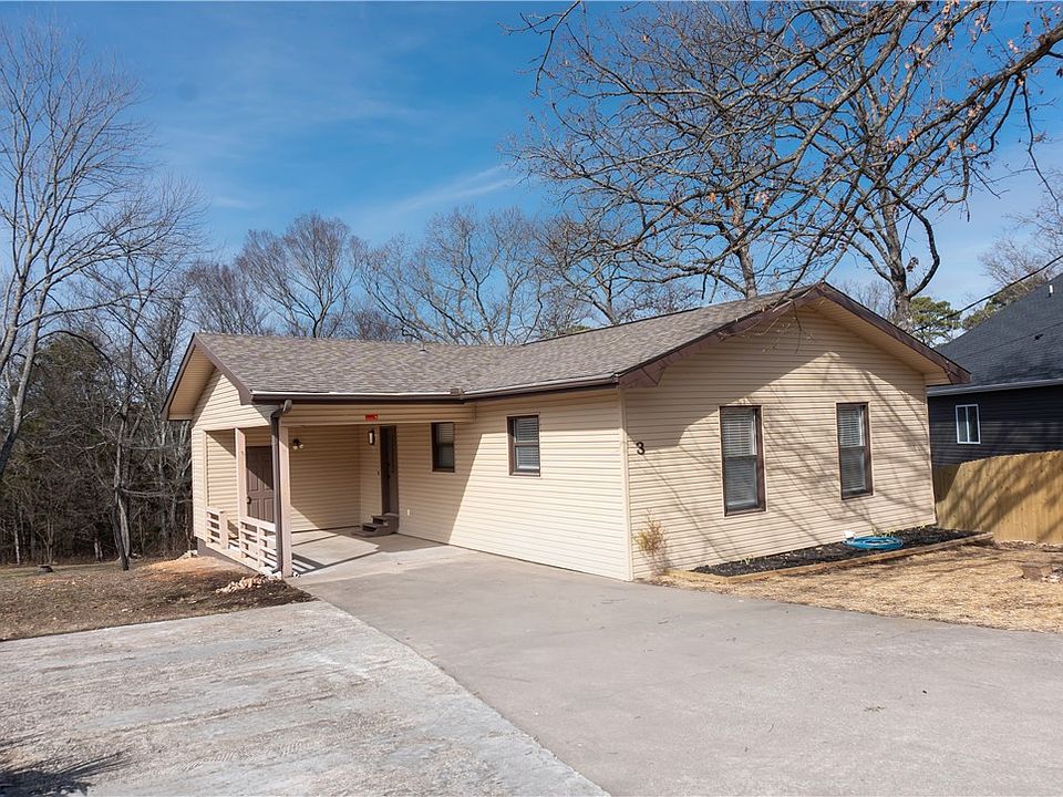 1st image of 3 Towan Cir