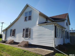 909 S 11th St, Springfield, IL 62703