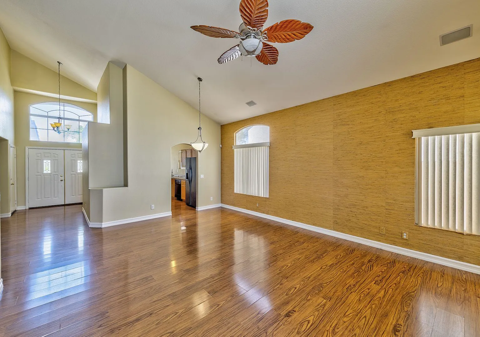 933 Scarlet Haze Avenue, Las Vegas, Nevada 89183 — Photo 3