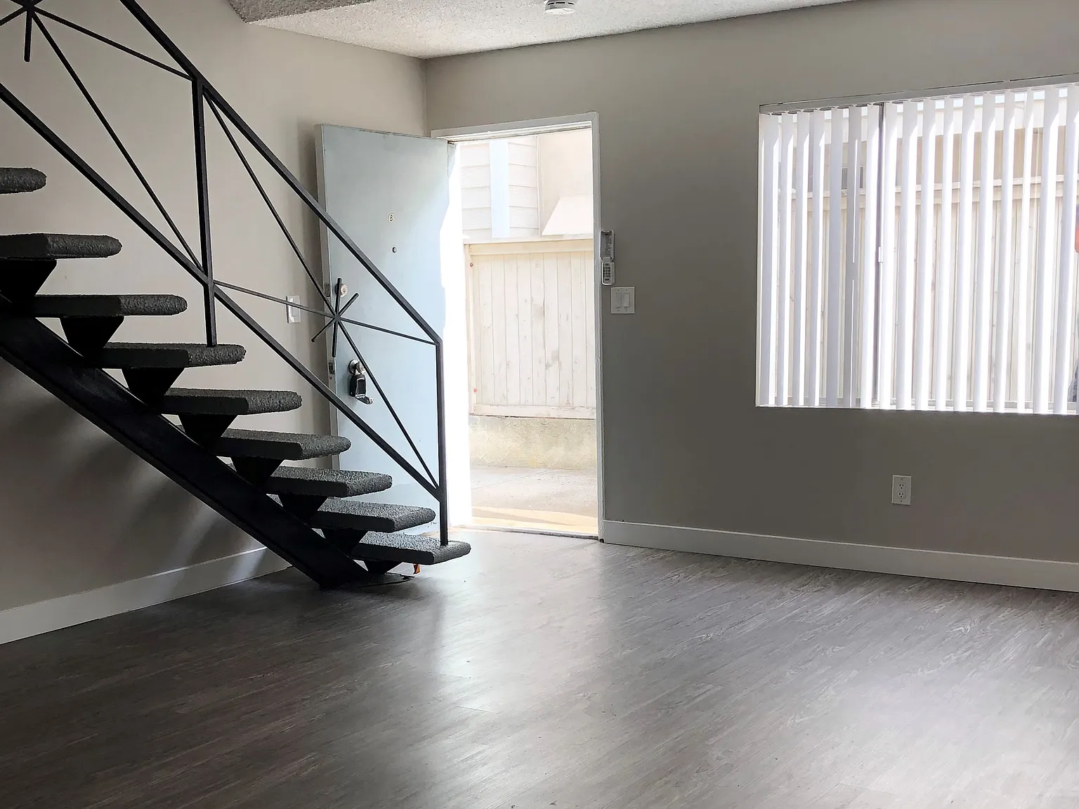 2212 Voorhees Ave. — Photo 1