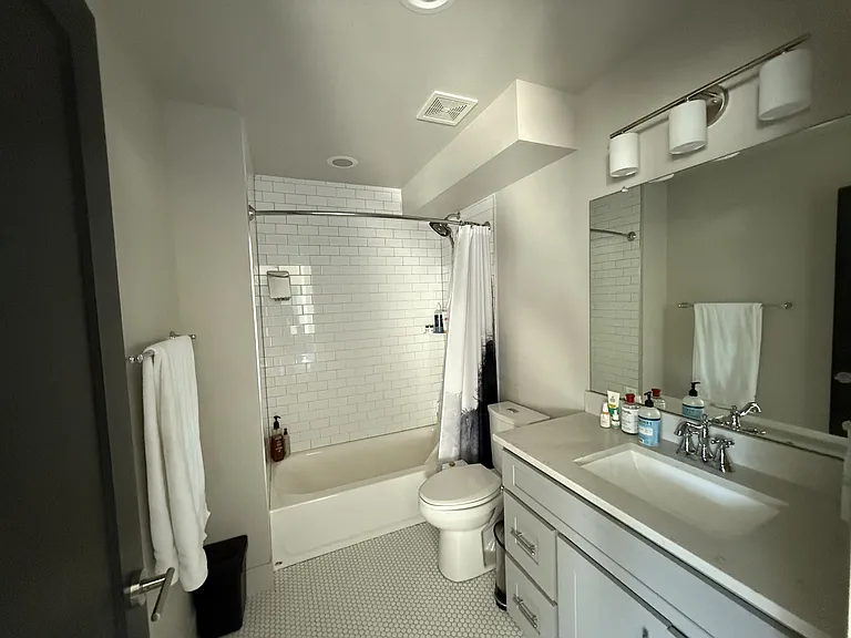 1551 King St #1 — Photo 12