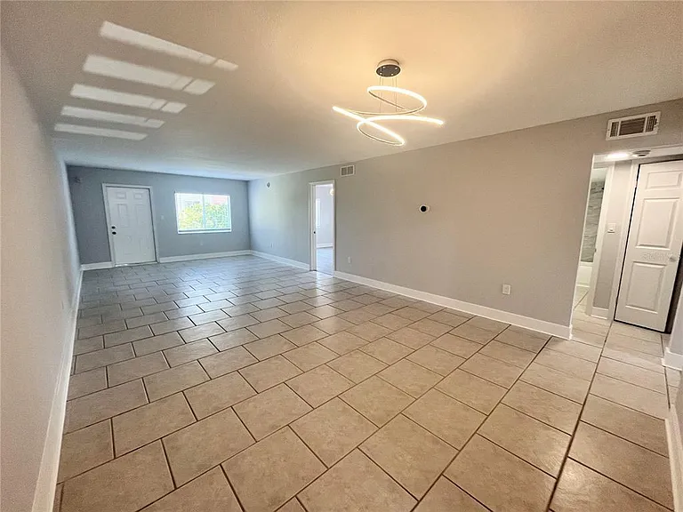 4550 Overlook Dr NE #156 — Photo 9