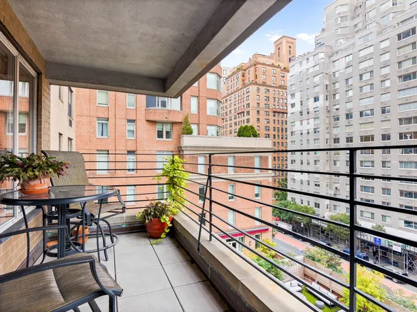 177 East 77th Street image 1 of 12