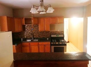 448 W 61st St, Chicago, IL 60621