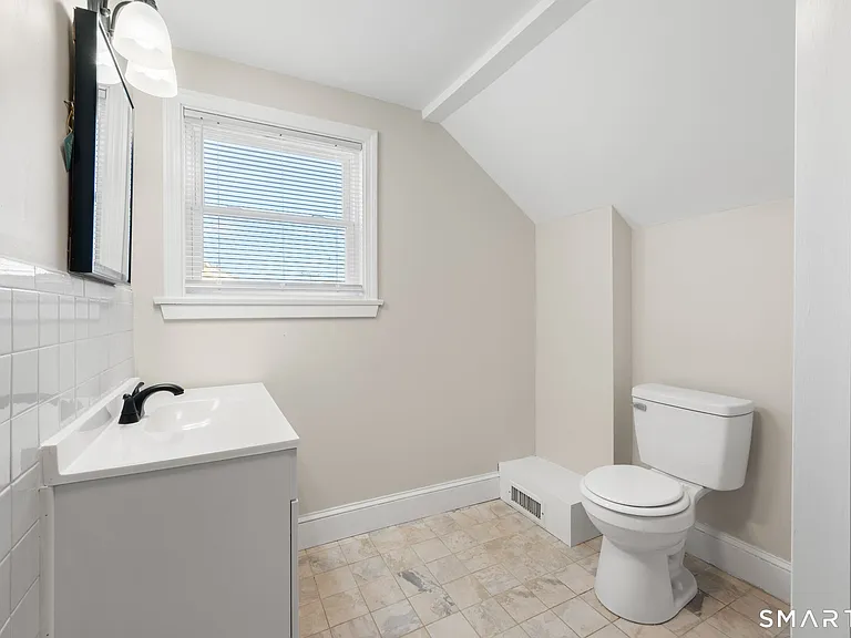 14 Clark Ln — Photo 34