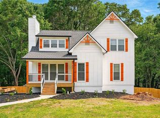 77 Township Dr, Hiram, GA 30141