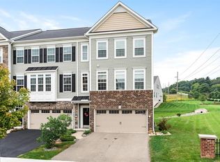 200 Eagle Dr, Cranberry Township, PA 16066