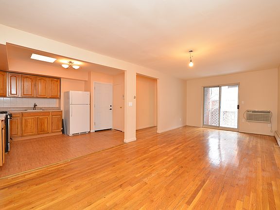 3rd image of 25 Marvin Rd #B