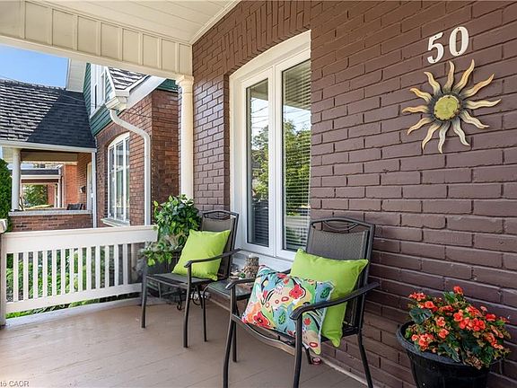 4th image of 50 Strathcona Ave