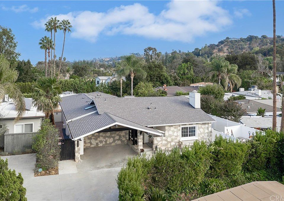 1st image of 4454 Gloria Ave