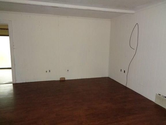 4th image of 808 W Pine St