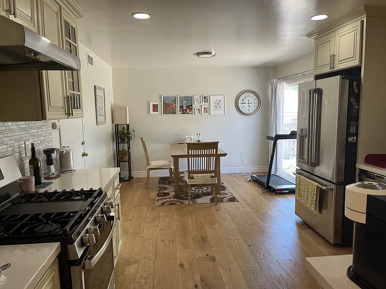 4826 Meadowbrook Dr — Photo 9