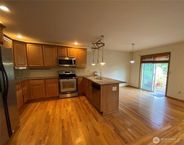 31672 Military Road S, Auburn, WA, 98001