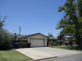 11554 Kay Ln, Hanford, CA 93230