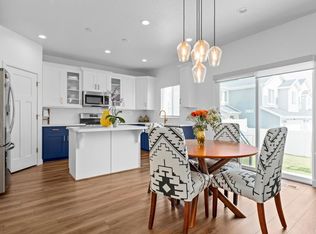 12719 S Quail Lake Dr, Riverton, UT 84096