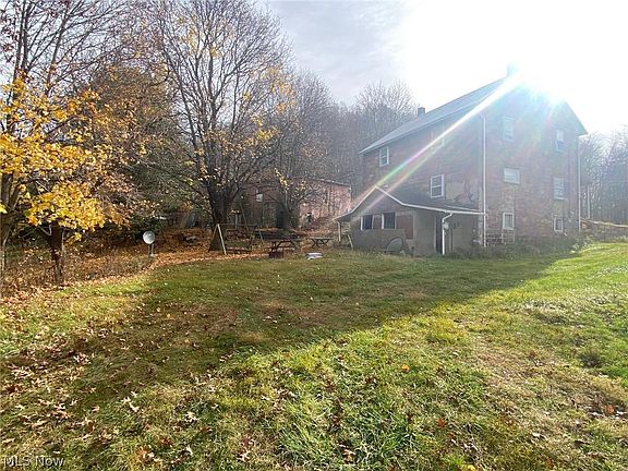 3rd image of 331 Mann Dr