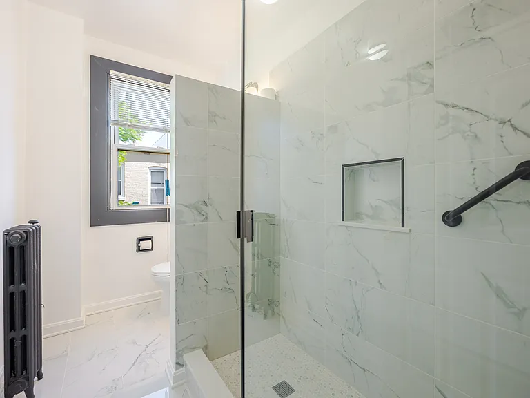 763 Girard St NW — Photo 18