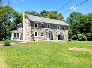 2118 N Ridge Rd, Perkasie, PA 18944