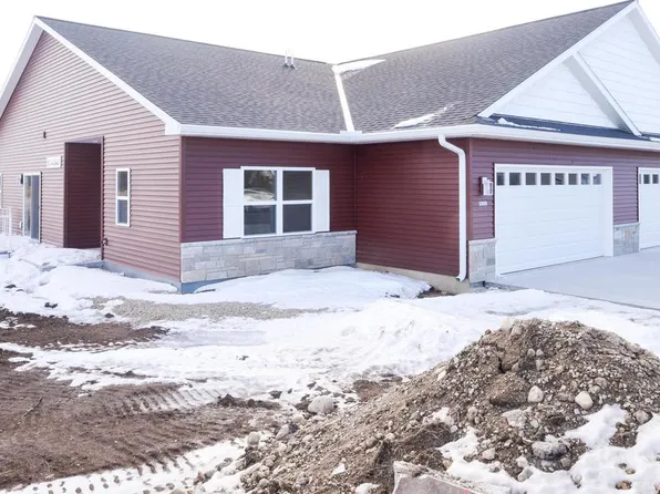 1322 Kettle DRIVE, Kewaskum, WI 53040