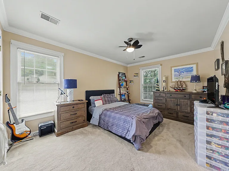 16652 Purcival Ct — Photo 19