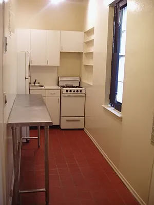 Rented by City Connections Realty | media 16