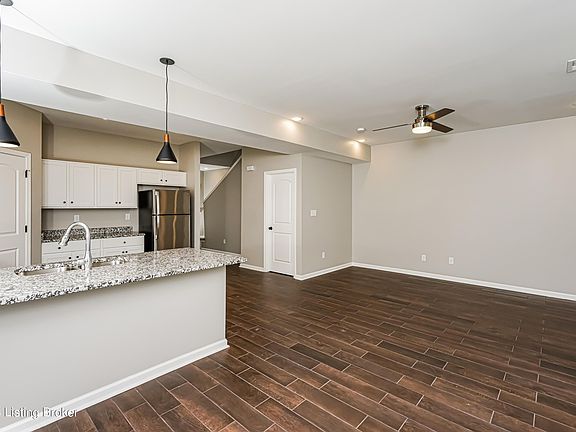 5th image of 2065 Paddle Wheel Dr