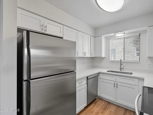 4740 E Moreland St, Phoenix, AZ 85008