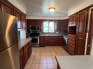 1807 Brewerton Rd FLOOR 1, Syracuse, NY 13211