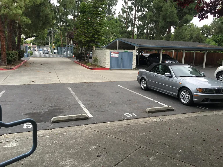 22509 Center St — Photo 11