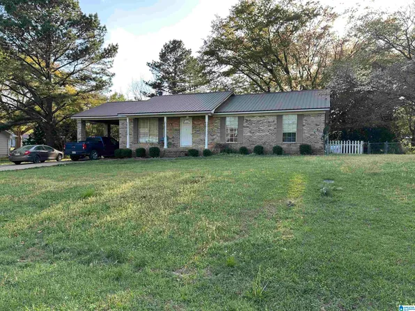 126 Cloverdale Dr, Sylacauga, AL 35150