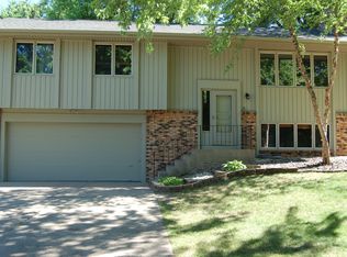 5709 W 35th St, Sioux Falls, SD 57106