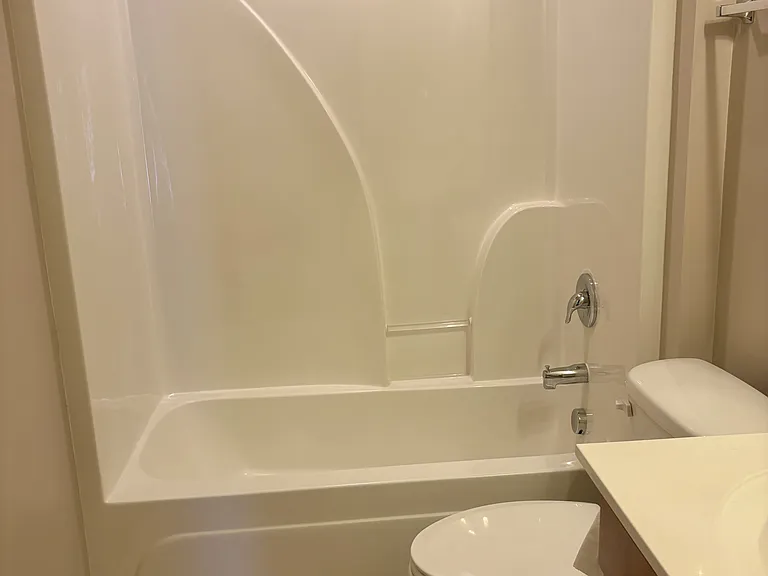 4413 Roundwood Ct — Photo 14