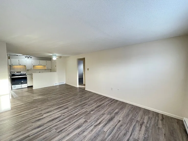 177 Loudon Rd #105 — Photo 4