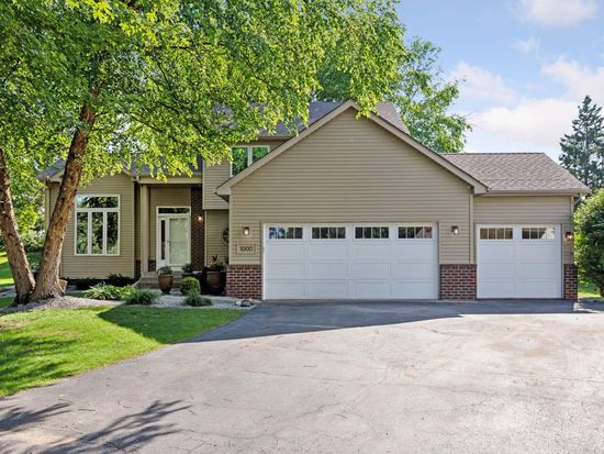 1000 Wildflower Ct, Eagan, MN 55123