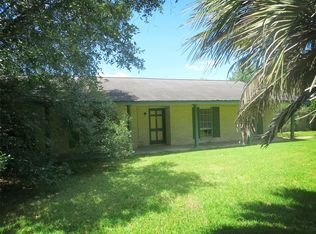 3061 County Road 422, Alvin, TX 77511