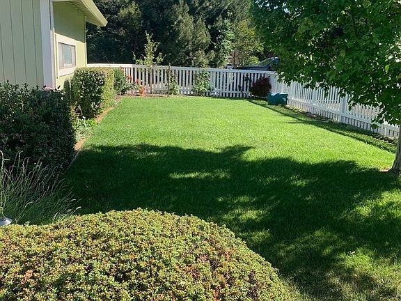3rd image of 6704 Sturtevant Dr