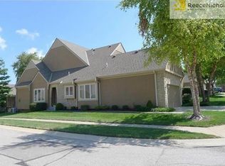 7894 W 157th Ter, Overland Park, KS 66223