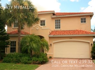 10281 Carolina Willow Dr, Fort Myers, FL 33913